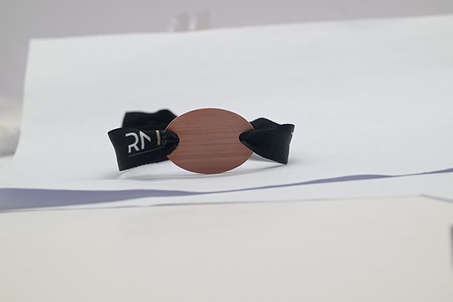 如何設(shè)計制作KTVPVC卡